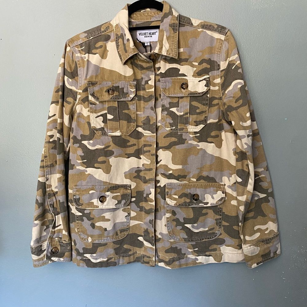 NWT VELVET HEART Denim military Camo chore Jean jacket small